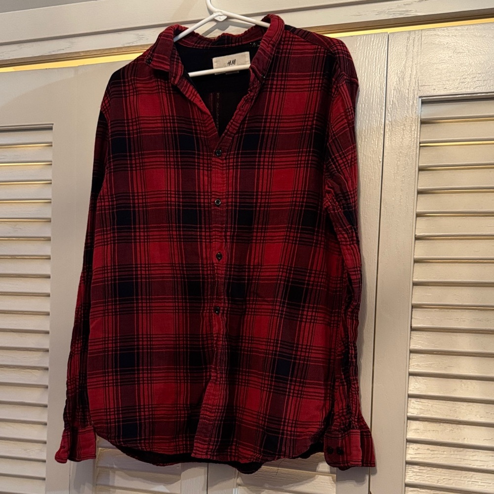 H&M Men's Casual Red and Black Plaid Shirt